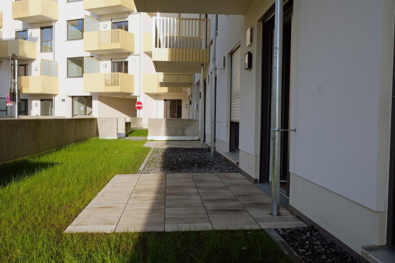 Design Apartment Nr 2 Mit Terrasse Und Parkplatz Straubing Eksteriør billede